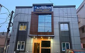 Hotel Sj Premium